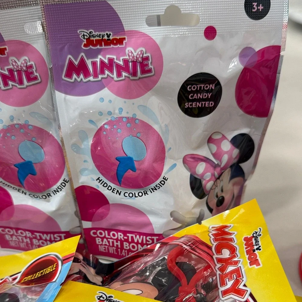 Disney Minnie & Friends Pink and Blue Party Favor Collection